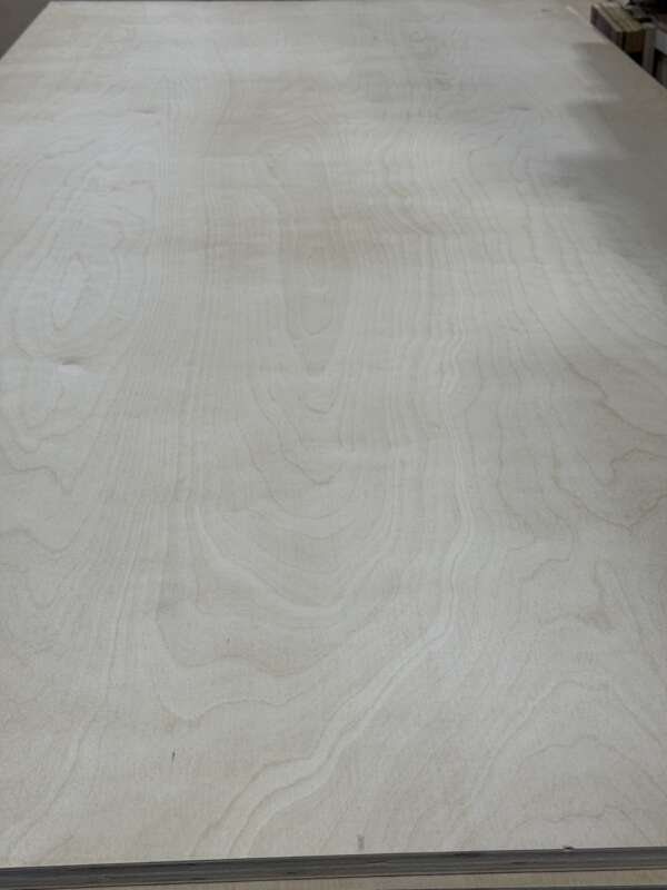 4'x8' Pine plywood unfinished